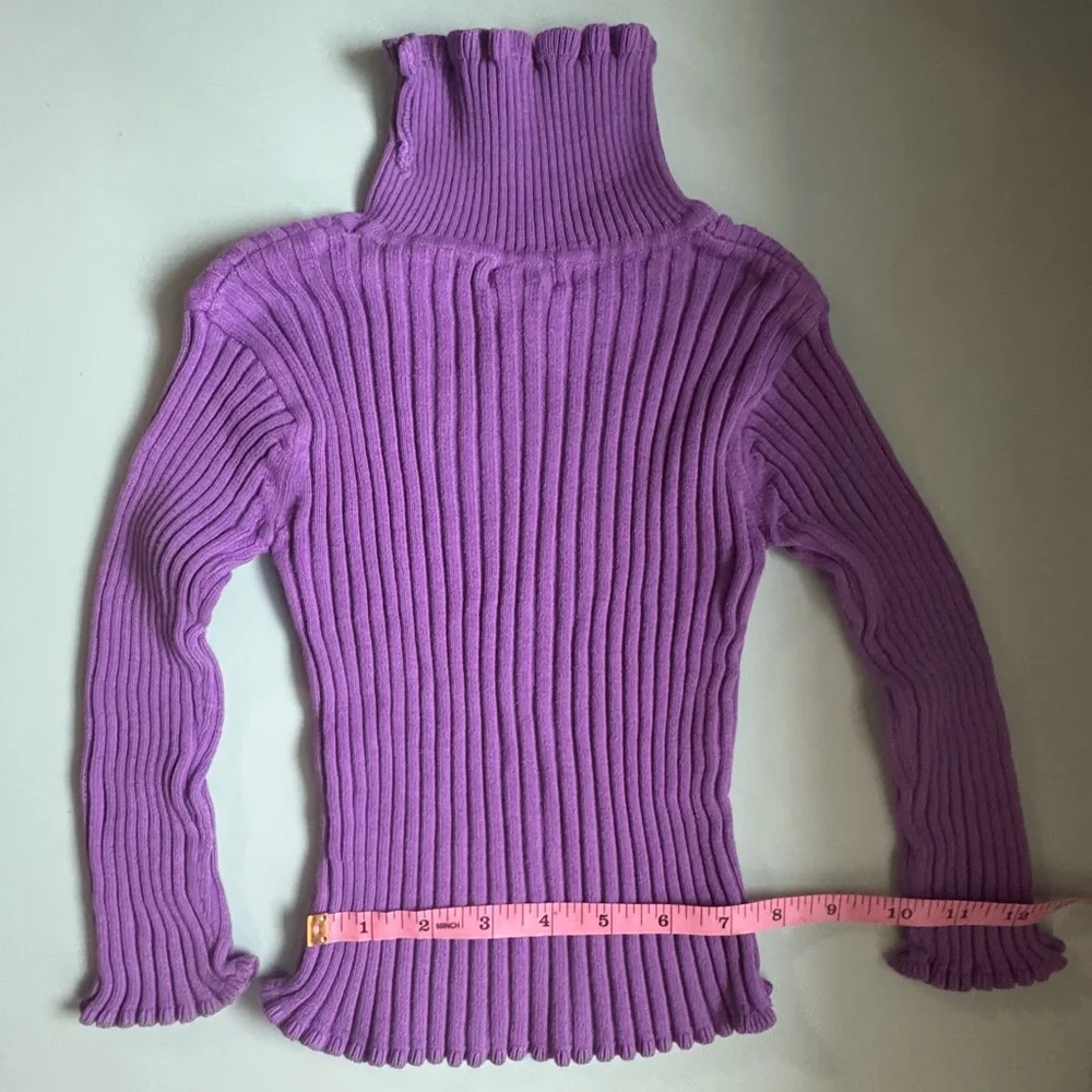 Size‎ 3Toddler Lot Of 4 - 1 Jeans, 1 Sweater, 1 Sweatshirt, 1 Socks